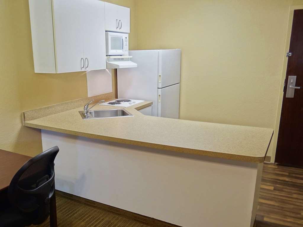 Sonesta Simply Suites Lafayette Airport Zimmer foto